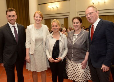 MdL Nils Schmid, Ronja Nothofer, Verena Bentele, Rebecca Hummel und Helmut Treutlein (Foto: Markus Niethammer)